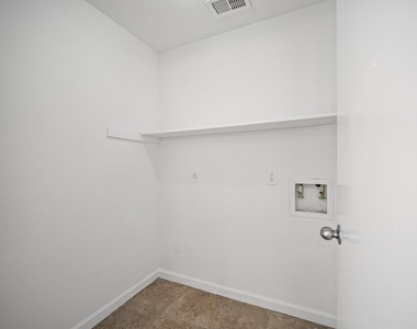 10011 Spring Place Drive - Photo Thumbnail 10