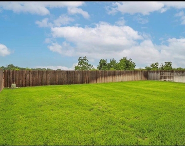 17639 Cypress Hilltop Way - Photo Thumbnail 29