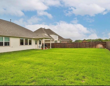 17639 Cypress Hilltop Way - Photo Thumbnail 31