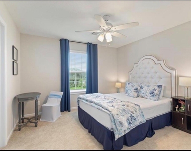 17639 Cypress Hilltop Way - Photo Thumbnail 23
