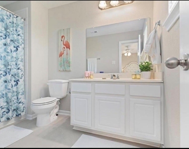 17639 Cypress Hilltop Way - Photo Thumbnail 24