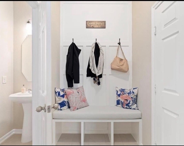 17639 Cypress Hilltop Way - Photo Thumbnail 15
