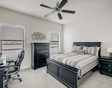 1016 Green Kensington Drive - Photo Thumbnail 25
