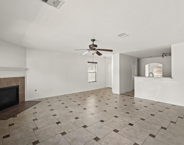 16115 Sheldon Ridge Way - Photo Thumbnail 3