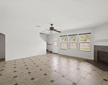 16115 Sheldon Ridge Way - Photo Thumbnail 4