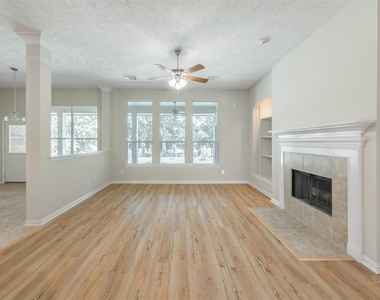 5010 Oxbow Circle E - Photo Thumbnail 18