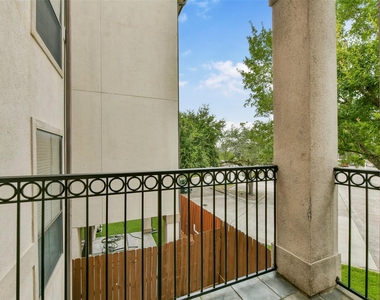 3030 Orchard Drive - Photo Thumbnail 32