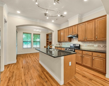 3030 Orchard Drive - Photo Thumbnail 17