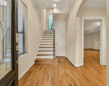 3030 Orchard Drive - Photo Thumbnail 3