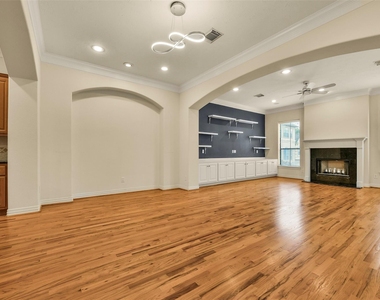 3030 Orchard Drive - Photo Thumbnail 9