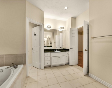 3030 Orchard Drive - Photo Thumbnail 25