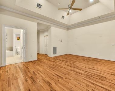 3030 Orchard Drive - Photo Thumbnail 22
