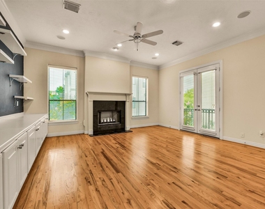 3030 Orchard Drive - Photo Thumbnail 11