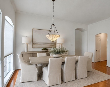 1718 Bumelia Court - Photo Thumbnail 1