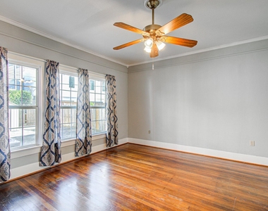 512 W Pierce Street - Photo Thumbnail 15