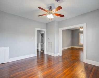 512 W Pierce Street - Photo Thumbnail 21