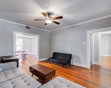 512 W Pierce Street - Photo Thumbnail 6