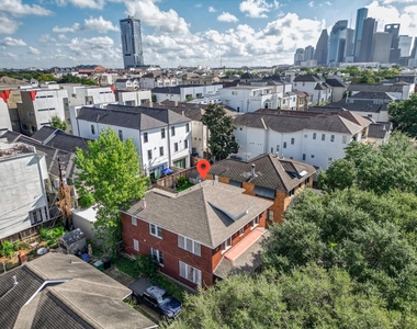 512 W Pierce Street - Photo Thumbnail 32