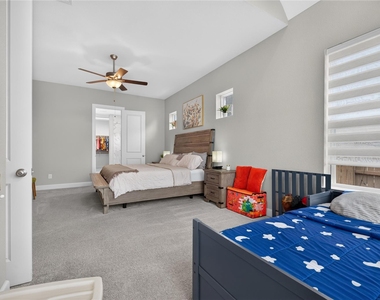 3031 Emerald Field Lane - Photo Thumbnail 24