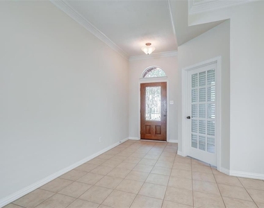 2523 Firecrest Drive - Photo Thumbnail 4