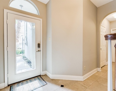 5722 Maxie Street - Photo Thumbnail 2