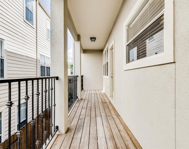 5722 Maxie Street - Photo Thumbnail 24