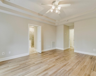 5722 Maxie Street - Photo Thumbnail 5