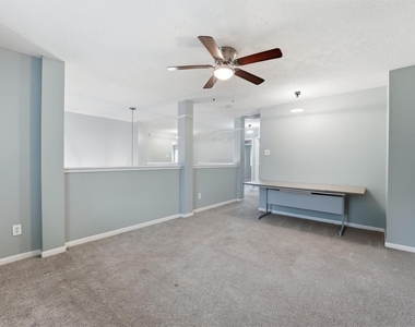 2413 Piney Woods Drive - Photo Thumbnail 23