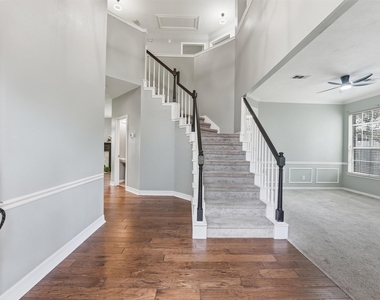 2413 Piney Woods Drive - Photo Thumbnail 4