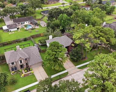 2413 Piney Woods Drive - Photo Thumbnail 27