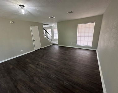19803 Misty Pines Drive - Photo Thumbnail 18