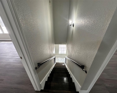 19803 Misty Pines Drive - Photo Thumbnail 16