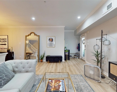 17 Waugh Drive - Photo Thumbnail 3