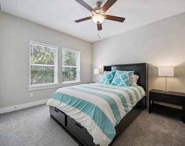 1415 Biondo Way - Photo Thumbnail 14