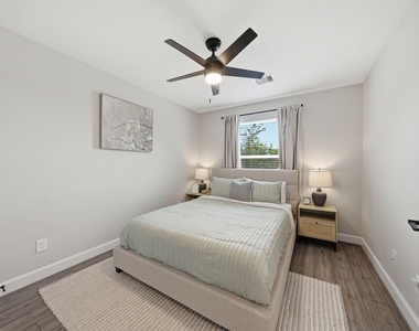 1109 Robbie Street - Photo Thumbnail 16
