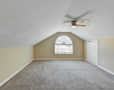 2919 Crest Park Drive - Photo Thumbnail 17