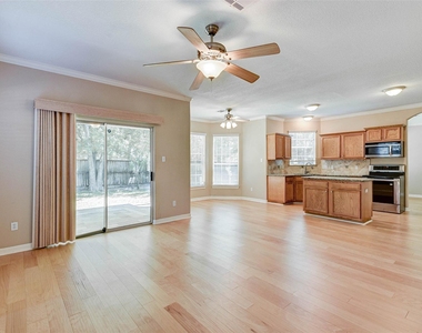 2919 Crest Park Drive - Photo Thumbnail 6