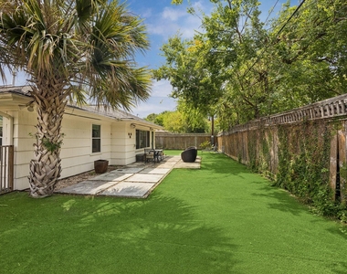 3010 Conway Street - Photo Thumbnail 15