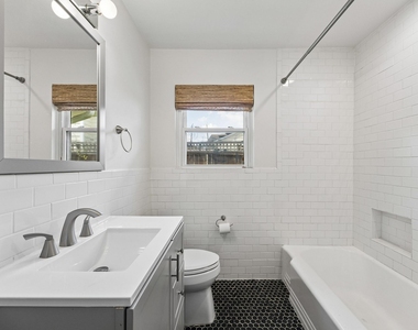 3010 Conway Street - Photo Thumbnail 9