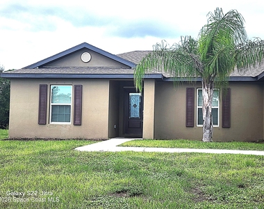 1360 Van Dyke Avenue Se - Photo Thumbnail 1