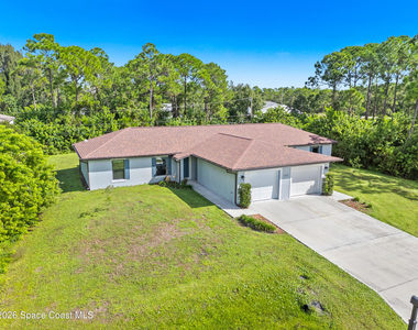 1677 Lizette Street Se - Photo Thumbnail 5