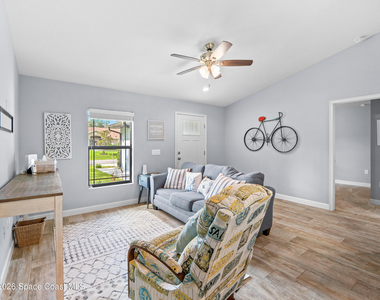 1677 Lizette Street Se - Photo Thumbnail 15