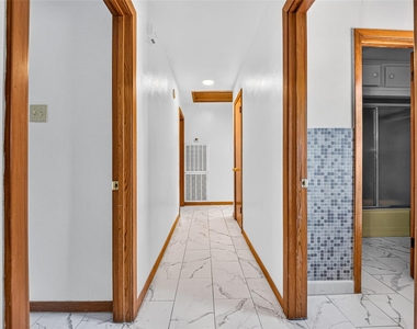 16407 Mahan Road - Photo Thumbnail 19