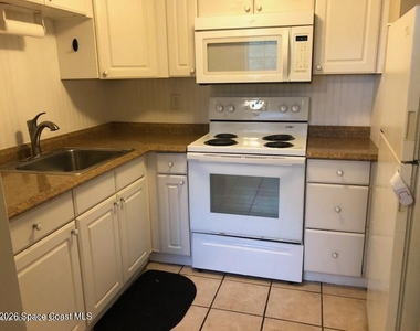623 Forrest Avenue - Photo Thumbnail 2