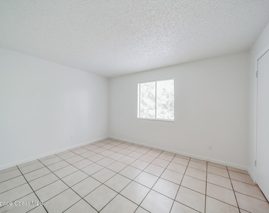 441 Mercury Avenue Se - Photo Thumbnail 8