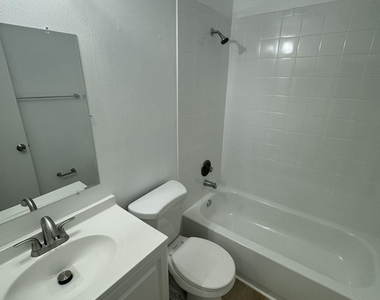 341 Mercury Avenue Se - Photo Thumbnail 11