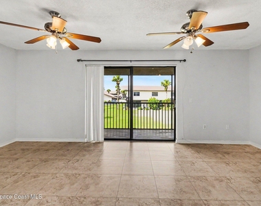 1066 Ellen Court - Photo Thumbnail 7