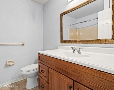 1066 Ellen Court - Photo Thumbnail 13