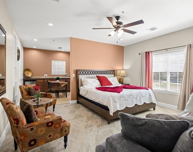 7039 Kingston Cove Lane - Photo Thumbnail 2