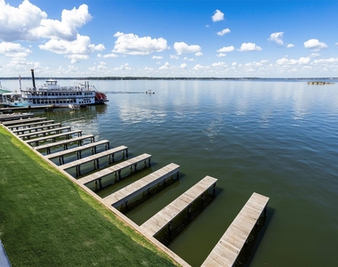 7039 Kingston Cove Lane - Photo Thumbnail 28